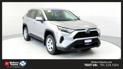 New 2025 Toyota RAV4 LE