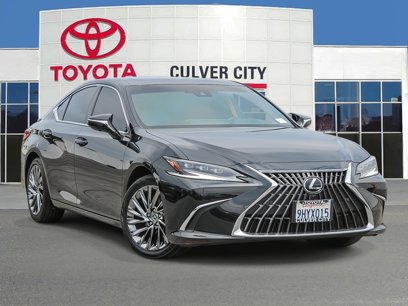 Used 2024 Lexus ES 300h w/ Luxury Package