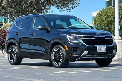 Certified 2024 Kia Seltos SX w/ SX Sunroof Package