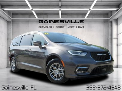 Used 2021 Chrysler Pacifica Touring