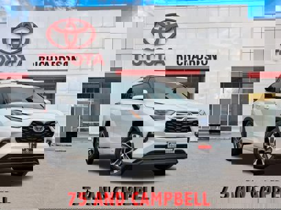 Used 2022 Toyota Highlander XLE
