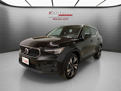 Used 2025 Volvo XC40 B5 Plus