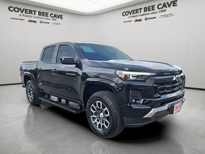 Used 2024 Chevrolet Colorado Z71 w/ Z71 Convenience Package 2