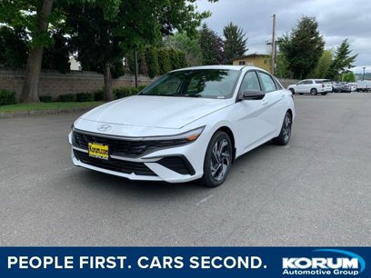 New 2025 Hyundai Elantra SEL