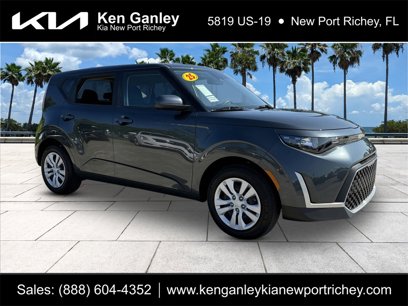 Certified 2025 Kia Soul LX