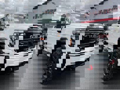 Used 2025 GMC Sierra 3500 AT4 w/ AT4 Premium Plus Package