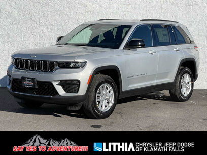 New 2025 Jeep Grand Cherokee Laredo X w/ Luxury Tech Group I