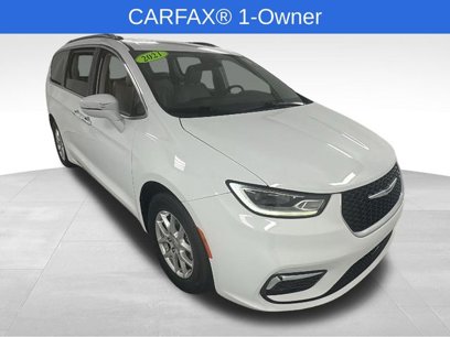 Used 2021 Chrysler Pacifica Touring-L
