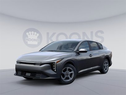 New 2025 Kia K4 LXS