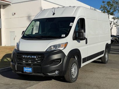 New 2024 RAM ProMaster 3500 w/ Convenience Group