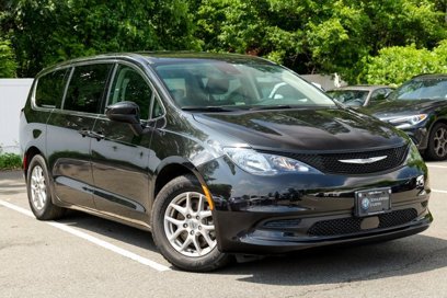 Used 2023 Chrysler Voyager LX
