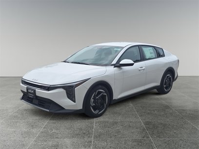 New 2025 Kia K4 EX