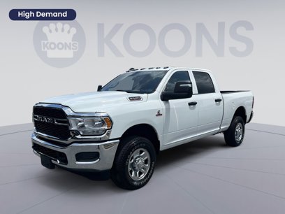 Used 2024 RAM 2500 Tradesman w/ Chrome Appearance Group