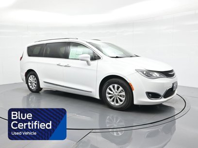 Used 2018 Chrysler Pacifica Touring-L