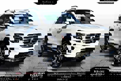 New 2025 Mercedes-Benz GLB 250 4MATIC