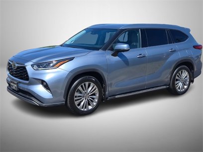 Used 2023 Toyota Highlander Platinum
