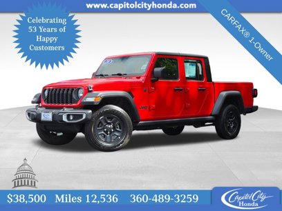 Used 2024 Jeep Gladiator Sport
