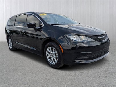 Used 2022 Chrysler Voyager LX