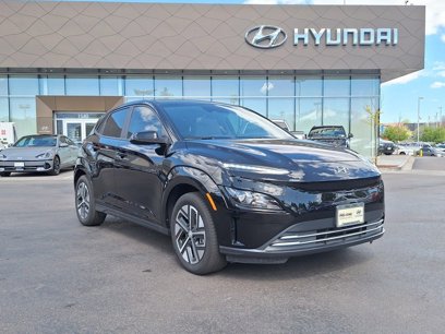 New 2023 Hyundai Kona SE w/ Cargo Package