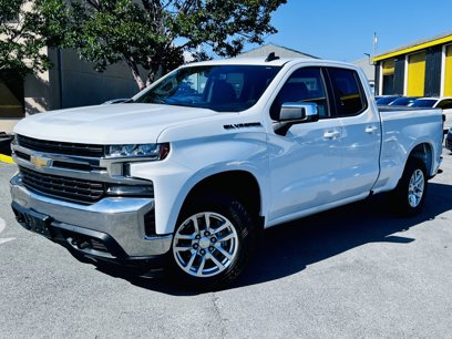 Used 2020 Chevrolet Silverado 1500 LT w/ Trailering Package
