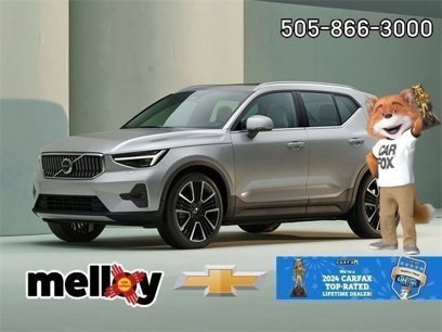 Used 2023 Volvo XC40 B5 Core