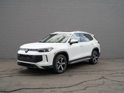 New 2025 Volkswagen Tiguan SE