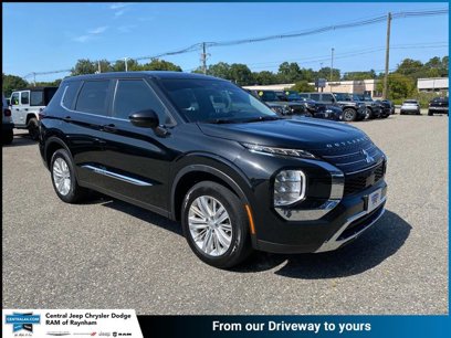 Used 2022 Mitsubishi Outlander ES