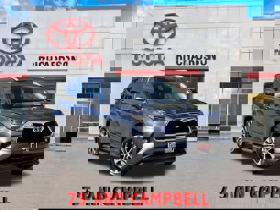 Used 2023 Toyota Highlander XLE