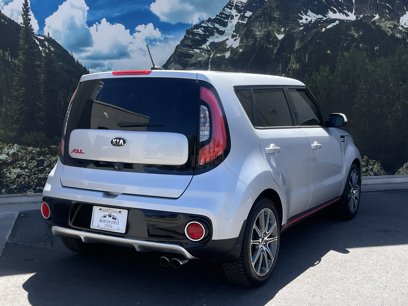 Used 2017 Kia Soul ! w/ Tech Package