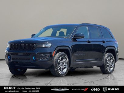 New 2023 Jeep Grand Cherokee Trailhawk w/ Advanced Protech Group II