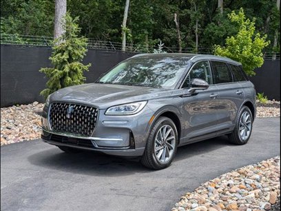 New 2024 Lincoln Corsair Grand Touring w/ Equipment Group 301A
