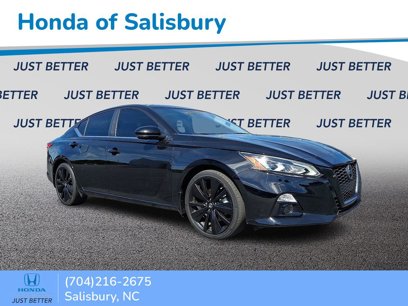 Used 2022 Nissan Altima 2.5 SR w/ Midnight Edition Package