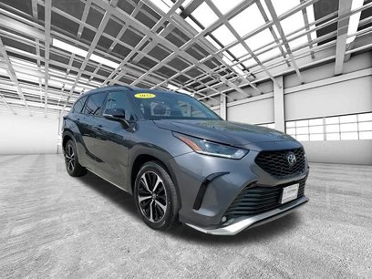 Certified 2022 Toyota Highlander XSE