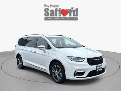 Used 2022 Chrysler Pacifica Pinnacle