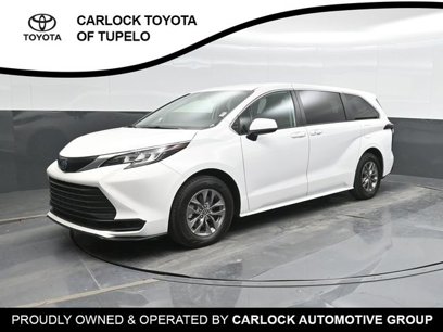 Used 2023 Toyota Sienna LE