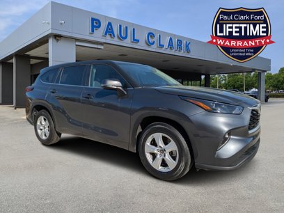 Used 2023 Toyota Highlander LE