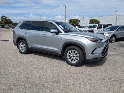 Used 2024 Toyota Grand Highlander XLE