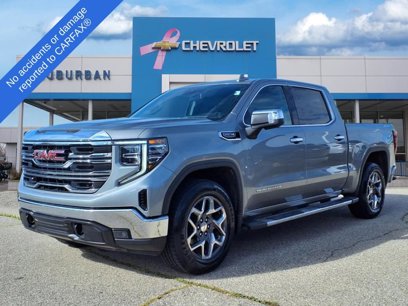 Used 2023 GMC Sierra 1500 SLT w/ SLT Convenience Package