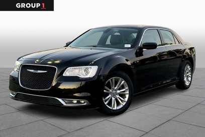 Used 2019 Chrysler 300 Touring
