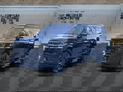 New 2025 Lincoln Navigator L Reserve w/ Jet Appearance Package