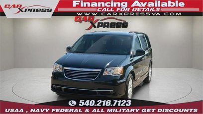 Used 2016 Chrysler Town & Country Touring w/ Driver Convenience Group