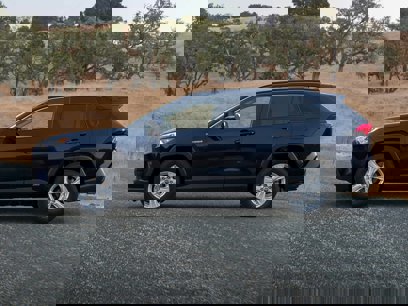 Used 2022 Toyota RAV4 XLE