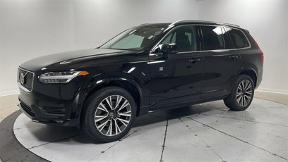 Used 2021 Volvo XC90 T6 Momentum