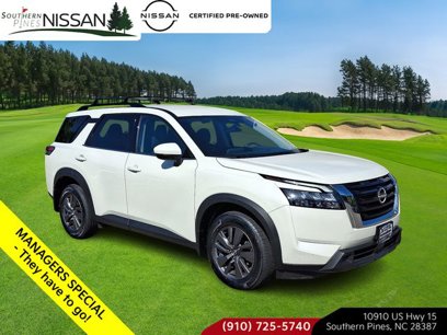 Certified 2024 Nissan Pathfinder SV