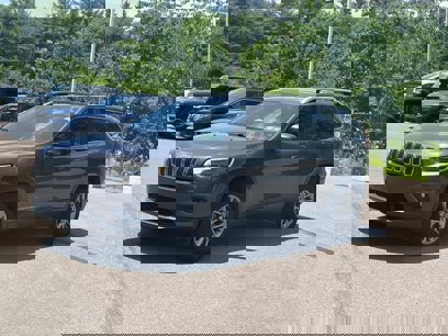 Used 2020 Jeep Cherokee Latitude Plus w/ Cold Weather Group