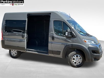 New 2025 RAM ProMaster 1500 w/ Quick Order Package 22G SLT