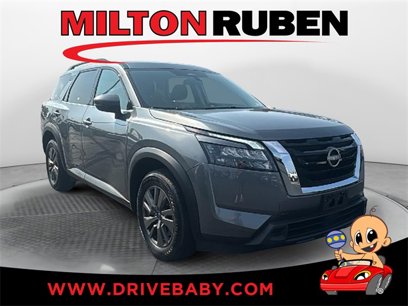 Used 2024 Nissan Pathfinder SV