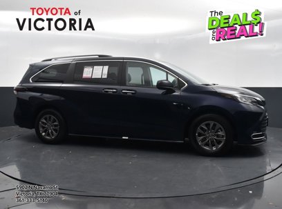 Used 2023 Toyota Sienna XLE
