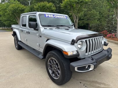 Used 2022 Jeep Gladiator Overland w/ Popular Equipment Package