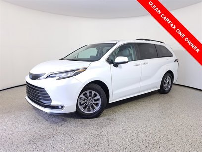 Used 2023 Toyota Sienna XLE